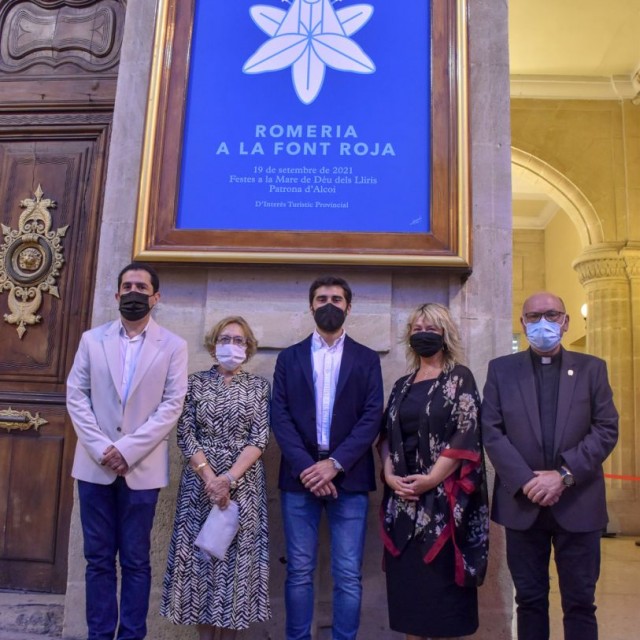 Ignacio Doménech realitza un cartell de la Verge dels Lliris innovador i alhora fidel al seu estil